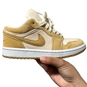 Jordan 1 low suede cordaroy